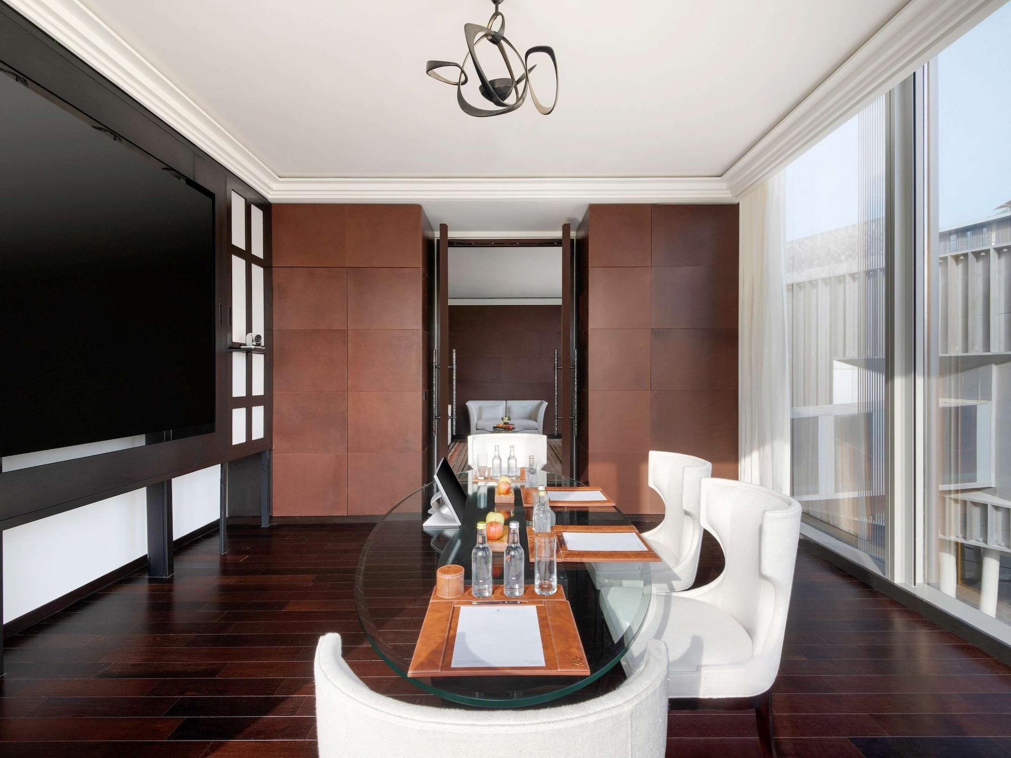 Banyan Tree Doha Hotel Exterior photo