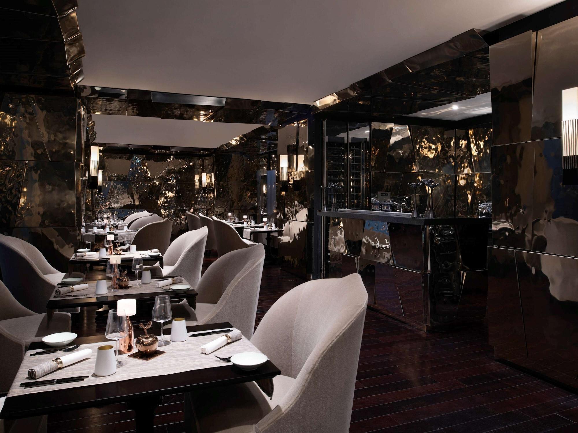 Banyan Tree Doha Hotel Exterior photo